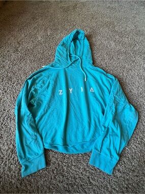 ZYIA Active Turquoise Crop Hoodie